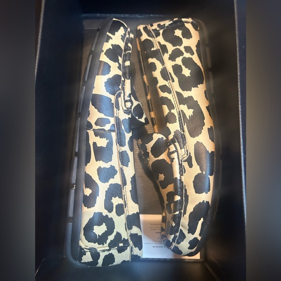 Coach Women's Marley Leopard Print Driver size 5 - Picture 4 of 11